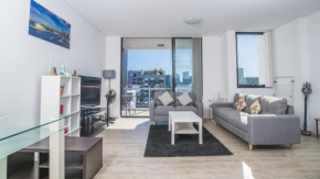 Ultimate Rosebery Convenience - Parking Available, Sydney
